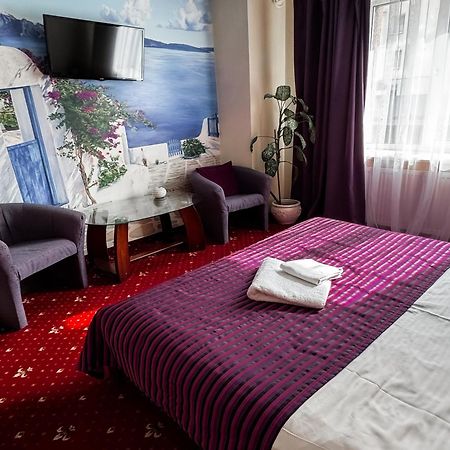 Apartments Deluxe อิวาโน-ฟรานกิฟสเก ภายนอก รูปภาพ