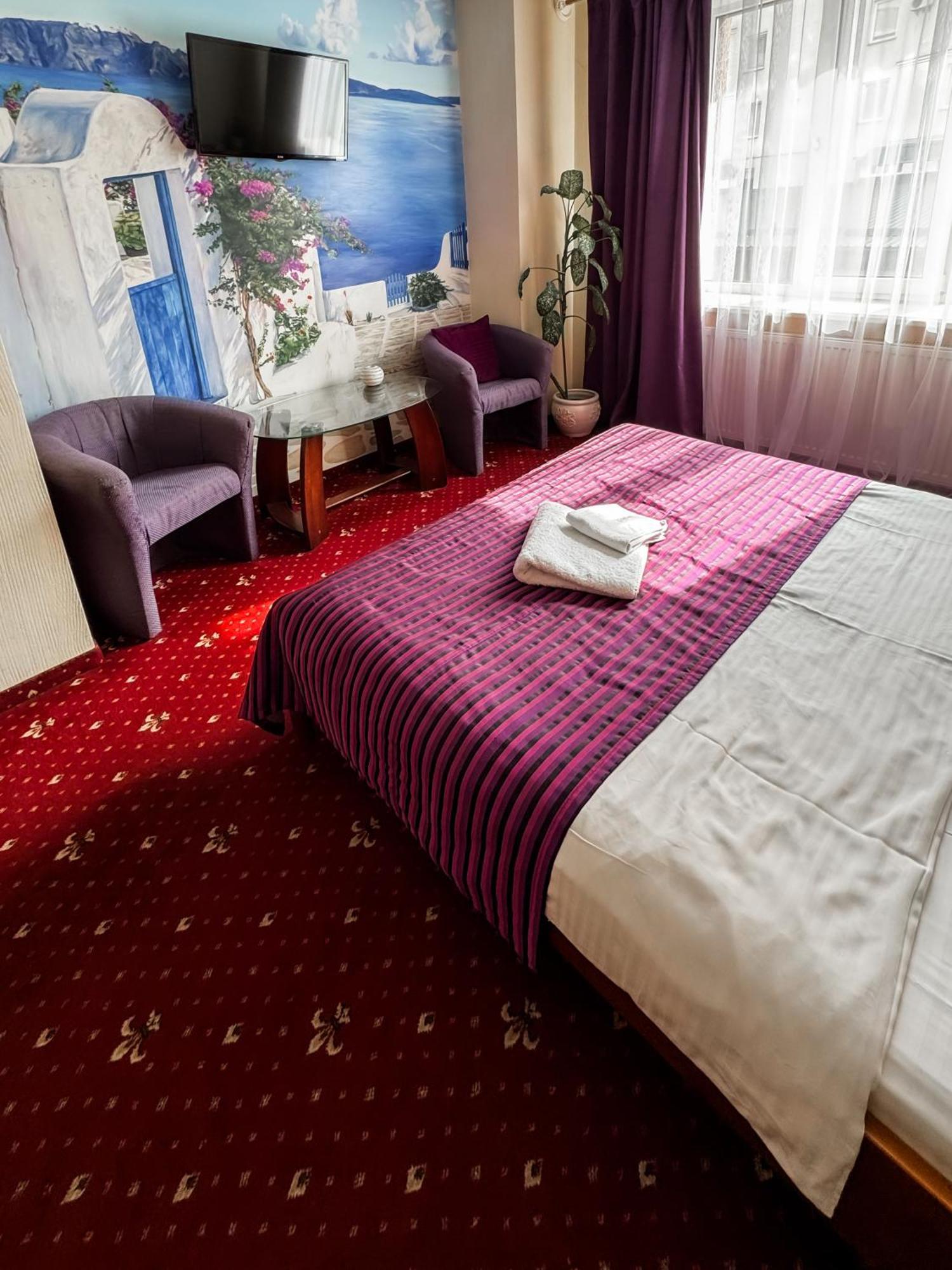 Apartments Deluxe อิวาโน-ฟรานกิฟสเก ภายนอก รูปภาพ