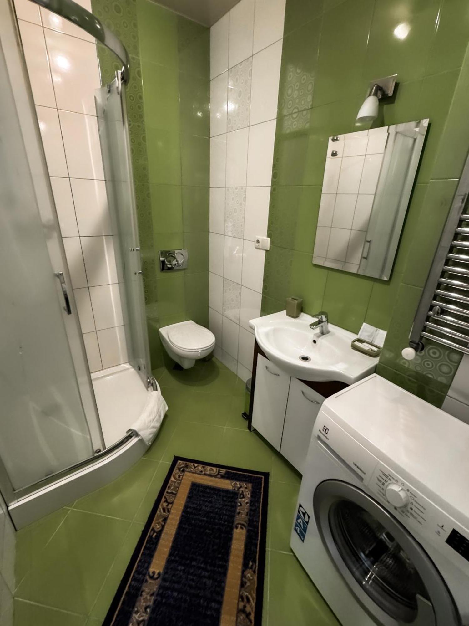 Apartments Deluxe อิวาโน-ฟรานกิฟสเก ภายนอก รูปภาพ