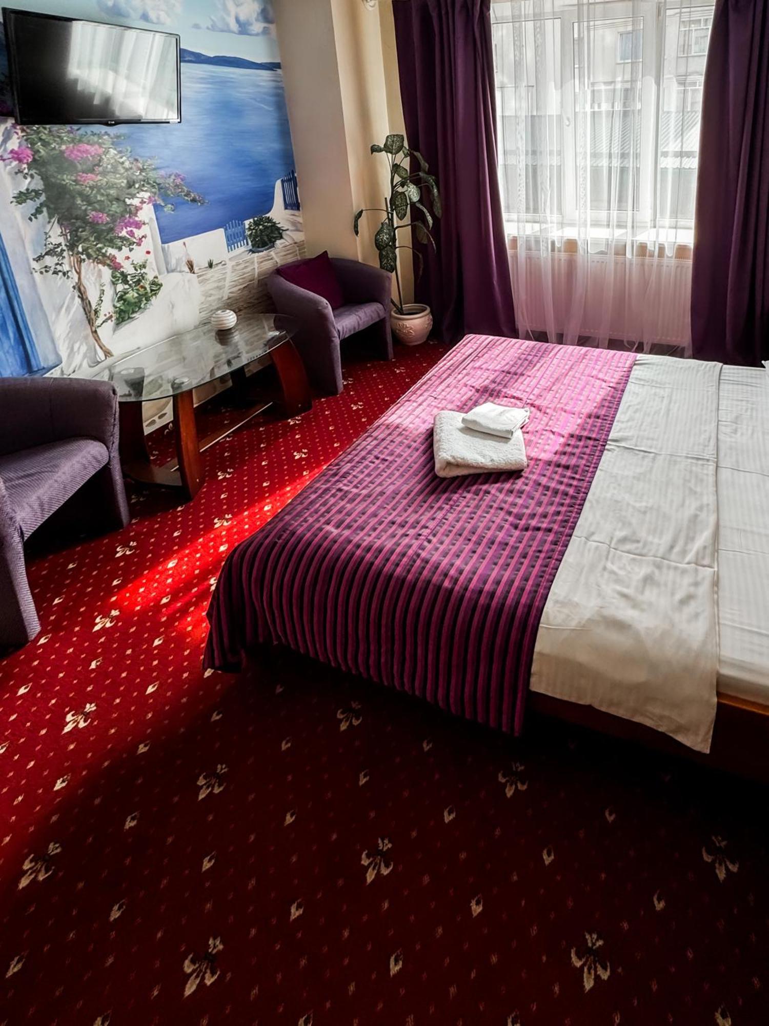Apartments Deluxe อิวาโน-ฟรานกิฟสเก ภายนอก รูปภาพ
