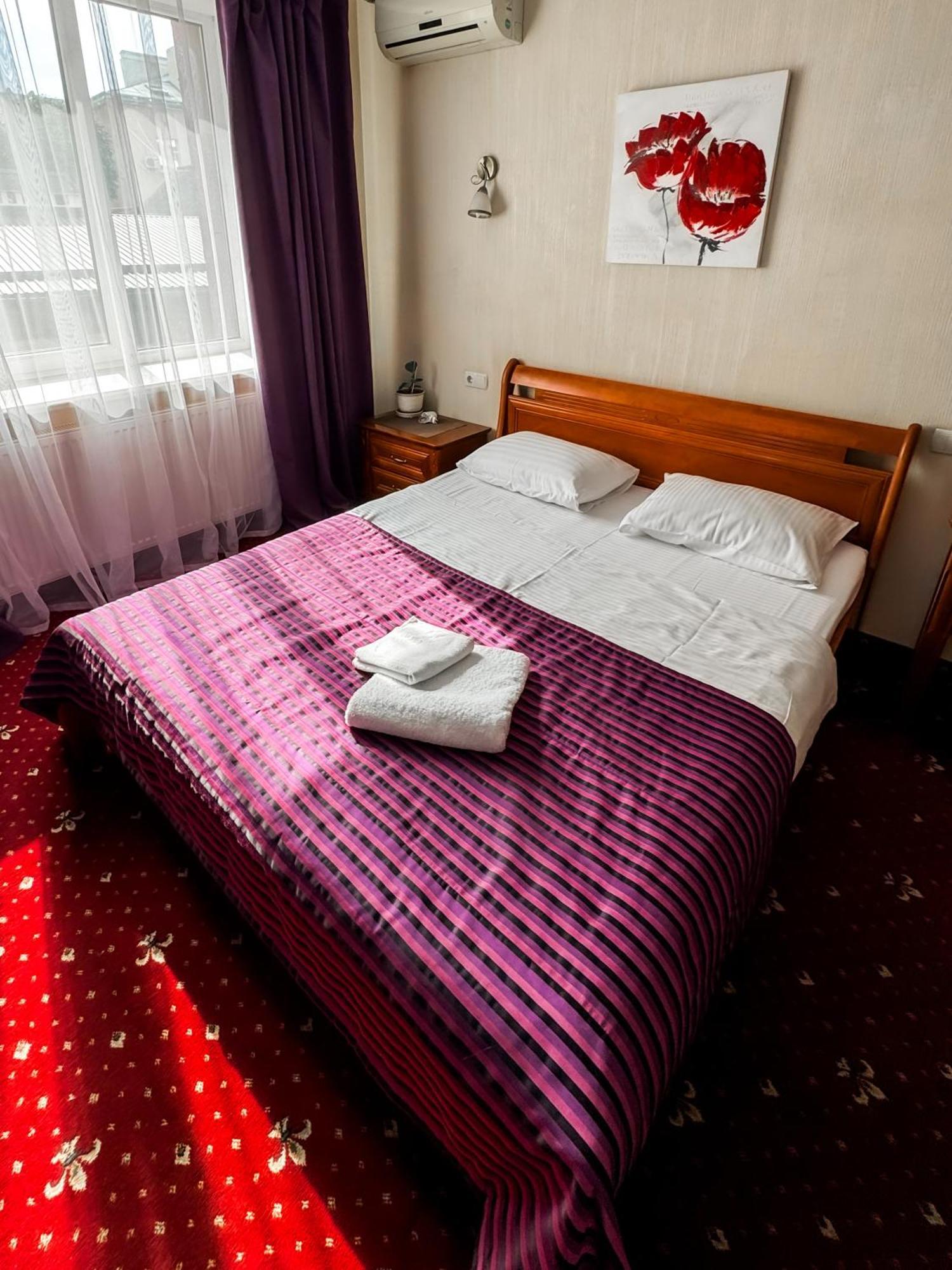 Apartments Deluxe อิวาโน-ฟรานกิฟสเก ภายนอก รูปภาพ